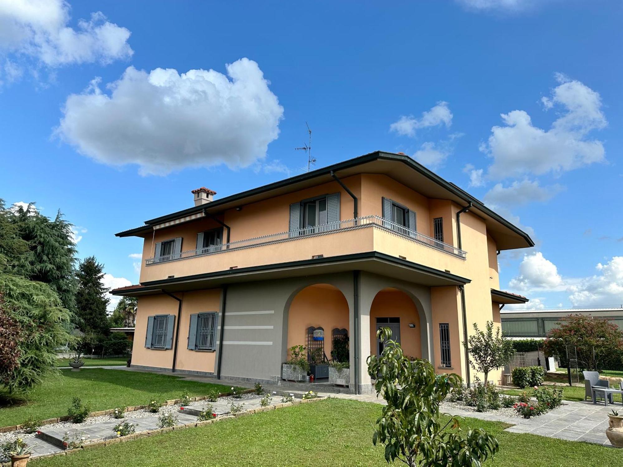 Villa 2 Cassano D'adda Ngoại thất bức ảnh